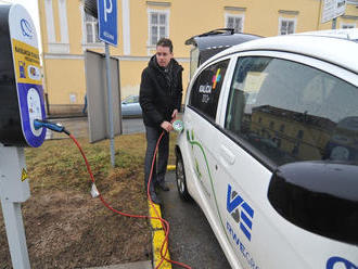 K rozvoju áut s elektrickým pohonom prispejú aj slovenskí vedci