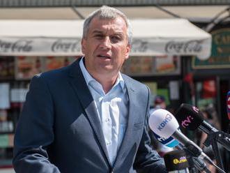 Premiér prekrýva politickým marketingom reálne problémy ľudí na Slovensku, tvrdí KDH