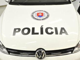 Ministerstvo vnútra plánuje nakúpiť baterky pre policajtov za takmer 500-tisíc eur
