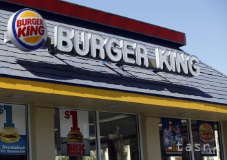 Vlastník siete Burger King kupuje reťazec Popeyes