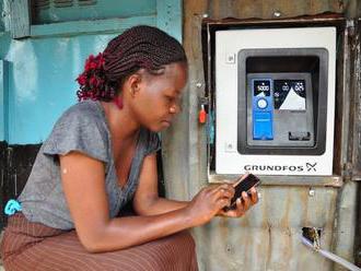 Ericsson a Grundfos uľahčujú prístup k pitnej vode cez mobilné peňaženky a vodné bankomaty