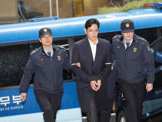 Śéfové Samsungu nabídli rezignaci kvůli korupčnímu skandálu kolem jihokorejské prezidentky