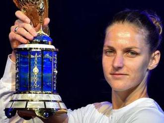 Qatar Open: Karolina Pliskova beats Caroline Wozniacki in final