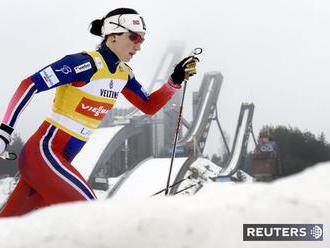 Björgenová sa stala po tretí raz šampiónkou v skiatlone