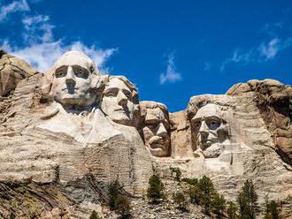Sochy prezidentov v skale Mount Rushmore: Symbol USA je skutočným unikátom