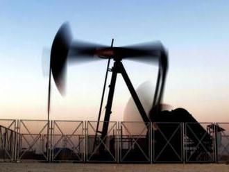 Výbor zemí OPEC a nečlenů doporučil prodloužit omezení těžby ropy