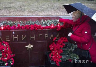 Moskovčania i Petrohradčania si uctili pamiatku obetí výbuchu v metre