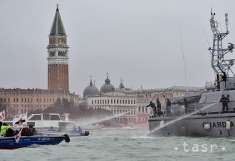 Taliansko vyhostilo 3 osoby napojené na teroristickú bunku v Benátkach