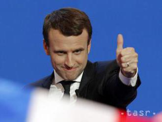 PRIESKUM: E. Macron je považovaný za favorita druhého kola volieb