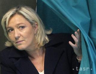 Nacionalistický kandidát Dupont-Aignan vyjadril podporu Le Penovej