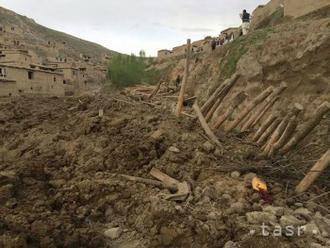 V Kirgizsku sa zosunula pôda. Zahynulo najmenej 20 ľudí