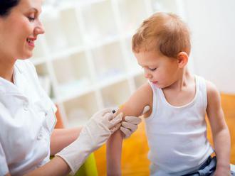 Union a VšZP uhradia nezaočkovaným deťom vakcínu proti osýpkam
