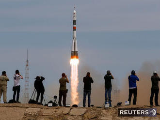 Z Bajkonuru odštartoval Sojuz s rusko-americkou posádkou