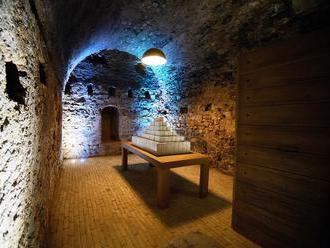 Cesta do tajomného podzemia: V Nitre sprístupnili najstaršiu pivnicu