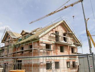 Zrušenú výstavbu náhradných bytov v Dúbravke má na starosti okresný súd