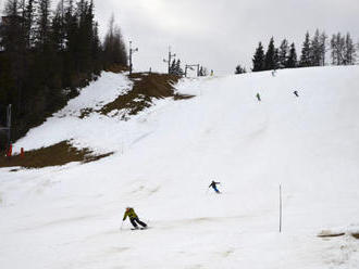 Lyžuje sa už len na Štrbskom Plese, zorganizujú aj veľkonočnú lyžovačku