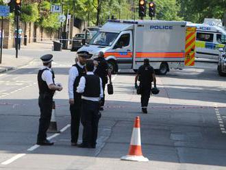 Policajti museli uzatvoriť Westminsterský most: Londýn sa opäť raz triasol od strachu!