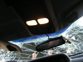 Pátým nejčastějším viníkem dopraní nehody jsou díry na silnici