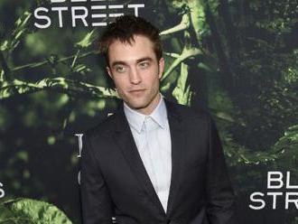 Robert Pattinson sa predstaví v mysterióznej romanci The Souvenir