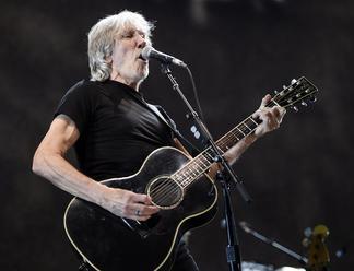 Roger Waters kritizuje súčasný svet pôsobivou nahrávkou