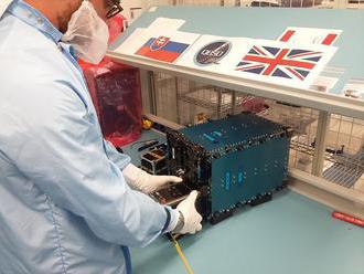 Nad ránom poletí prvá slovenská družica skCube, seriózni vedci projekt kritizujú