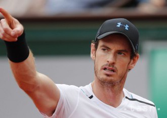 ROLAND GARROS: Murray postúpil suverénne do štvrťfinále dvojhry