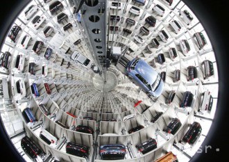 Bratislavský Volkswagen zastaví na viac než dva týždne výrobu