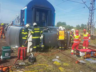 Železniční dopravní nehoda v Sázavě prověřila skoro stovku cvičících