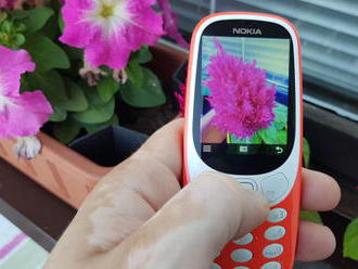 Nokia 3310 je nostalgický výlet do roku 2000. 