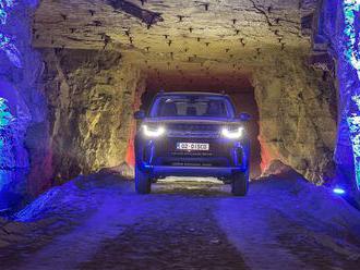 První jízda: Nový Land Rover Discovery má vzhled elegána a duši drsňáka