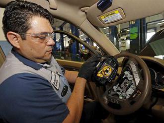 Výrobce smrtících airbagů chce odvrátit bankrot, žádá ochranu před věřiteli