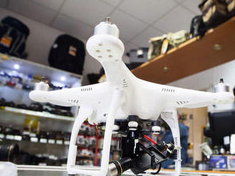 Defibrilátory by k pacientom mohli voziť drony, navrhujú švédski výskumníci