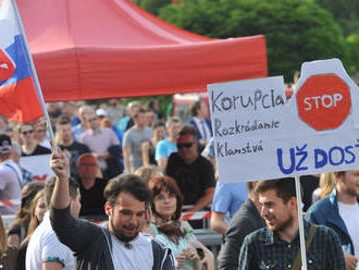 Aktivisti blokovali priechody v desiatich mestách a obciach Prešovského kraja