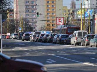 Dopravu v Prešove zablokujú aktivisti, pripravte sa na zdržanie