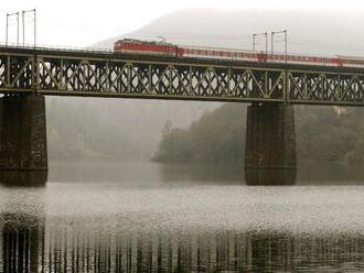 Most nad Ružínom je úplne uzavretý, vyčíslili cenu rekonštrukcie