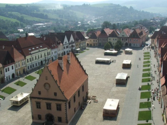 Poznáte túto perlu slovenského východu? Jeho centrum je chránené UNESCO a nájdete tu aj pomník Lenno