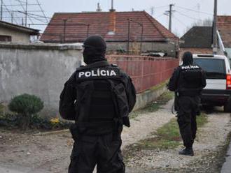 Video: Národná jednotka finančnej polície zasahuje na západnom a strednom Slovensku