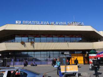 Obvinili Zdena, ktorý nahlásil bombu na železničných staniciach v Bratislave