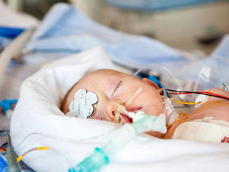 Štvormesačné bábätko sa nepodarilo zachrániť, po presune do nemocnice zomrelo