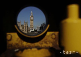 Londýnsku ikonu Big Ben aj hodiny na nej čaká obnova