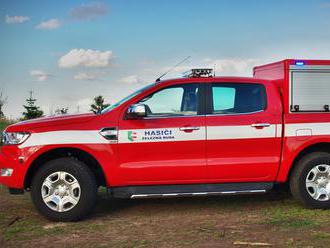 V Železné Rudě jezdí hasiči novým rychlým zásahovým automobilem Ford Ranger