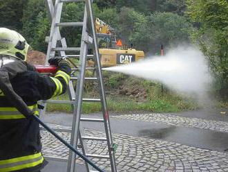 Olomoučtí hasiči asistují u masivního úniku plynu v Hlubočkách, používají Cobru