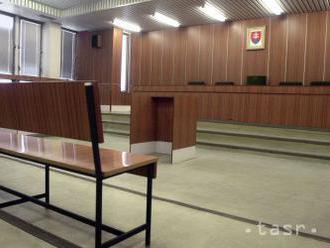 Súdna rada dokončuje pojednávaciu miestnosť pre disciplinárne konania