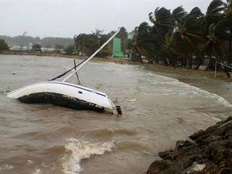 Hurikán Maria devastoval ostrovy Guadeloupe a Dominika, má první oběť. Desetitisíce bez proudu