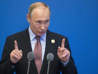 Putin varoval USA pred poskytnutím smrtiacich zbraní Ukrajine
