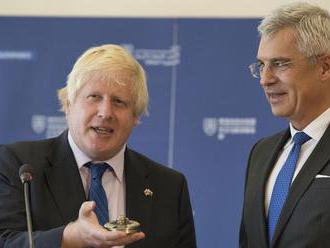 Johnson a Korčok diskutovali aj o pokrokoch v rokovaniach o brexite