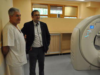 Dá sa to aj o milión lacnejšie: Piešťanská nemocnica má po rokoch nový CT prístroj
