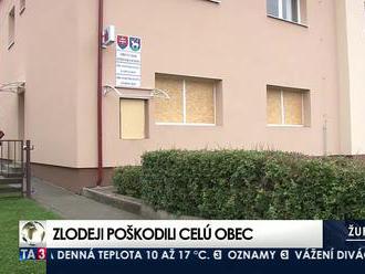 Výbuch bankomatu vo Zvolenskej Slatine spôsobil obci vážny problém