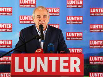 Lunter pokračuje v kampani na banskobystrického župana, v prieskume jasne zdolal Kotlebu