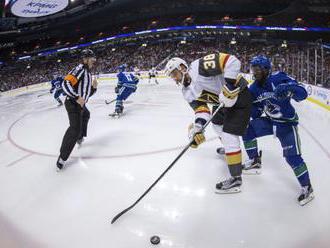 Nováčik Vegas Golden Knights v príprave na novú sezónu NHL deviatimi gólmi zničil „kosatkyR